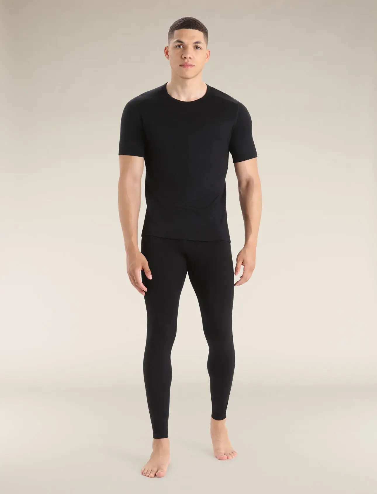 Icebreaker Merino 200 Oasis Short Sleeve Crew Neck (Men's) - Image 3